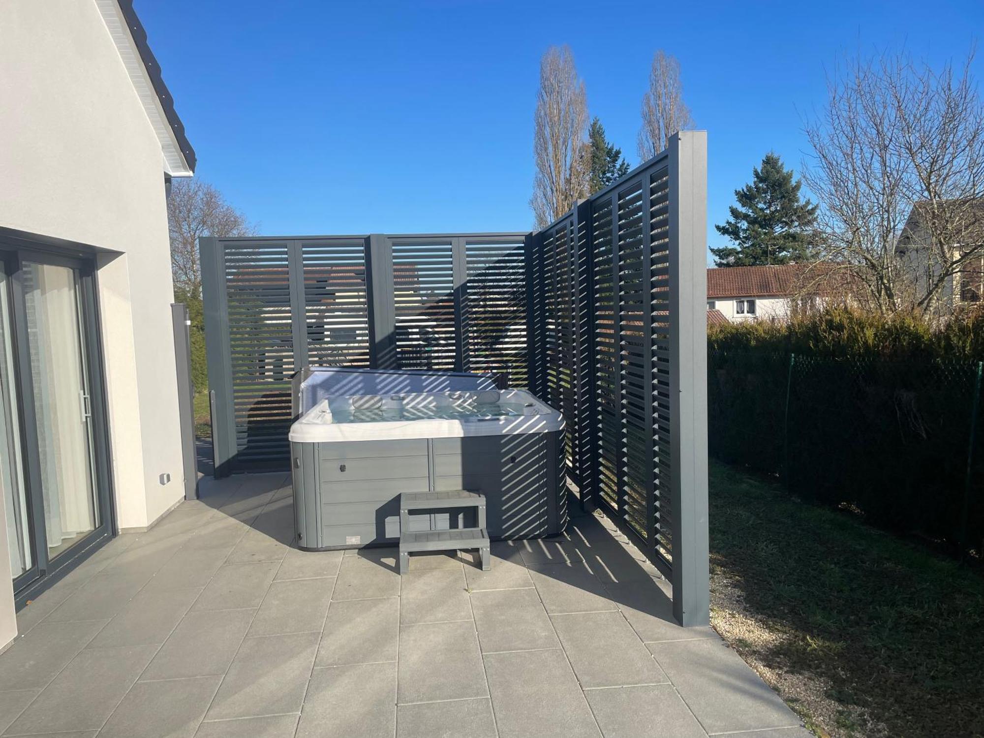 Logis Hotel Restaurant La Vraine Gironcourt-sur-Vraine Exterior foto